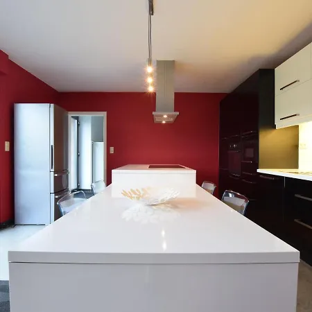 Luxury In Vaux-sur-sure With Jacuzzi Σπίτι διακοπών *