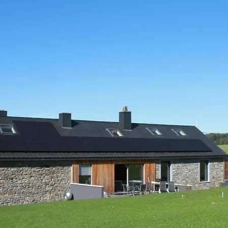 Luxury Cottage In Vaux-Sur-Sure With Jacuzzi