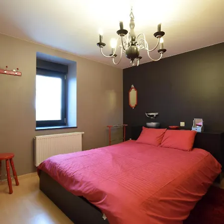 Luxury Cottage In Vaux-Sur-Sure With Jacuzzi Holiday home Morhet