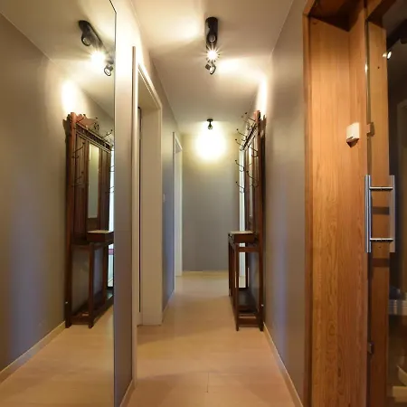 Luxury Cottage In Vaux-Sur-Sure With Jacuzzi Holiday home Morhet
