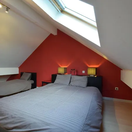 Luxury In Vaux-sur-sure With Jacuzzi *